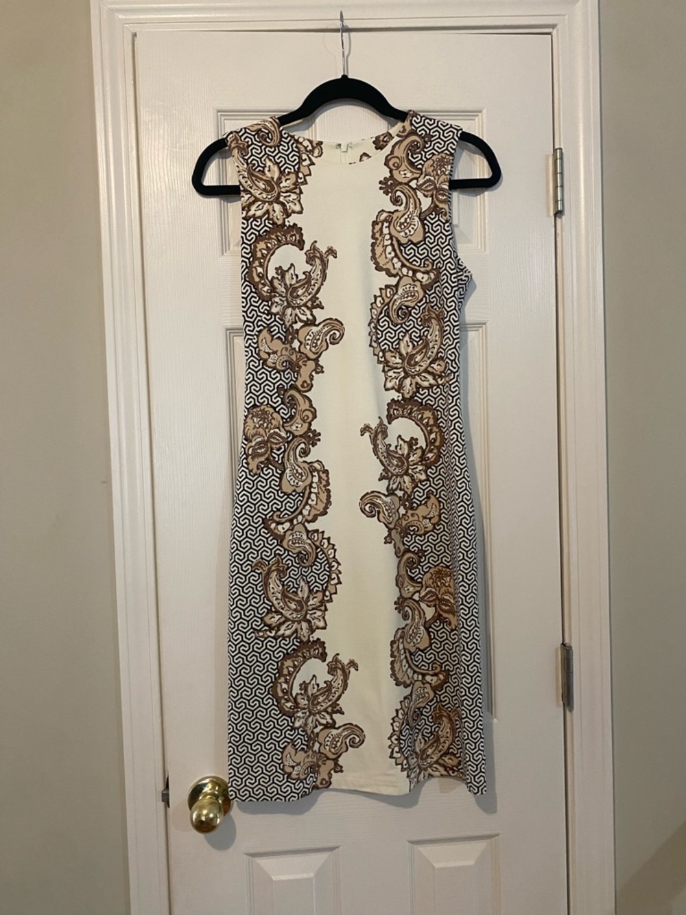 J. McLaughlin Sheath Dress Tan Black Paisley S